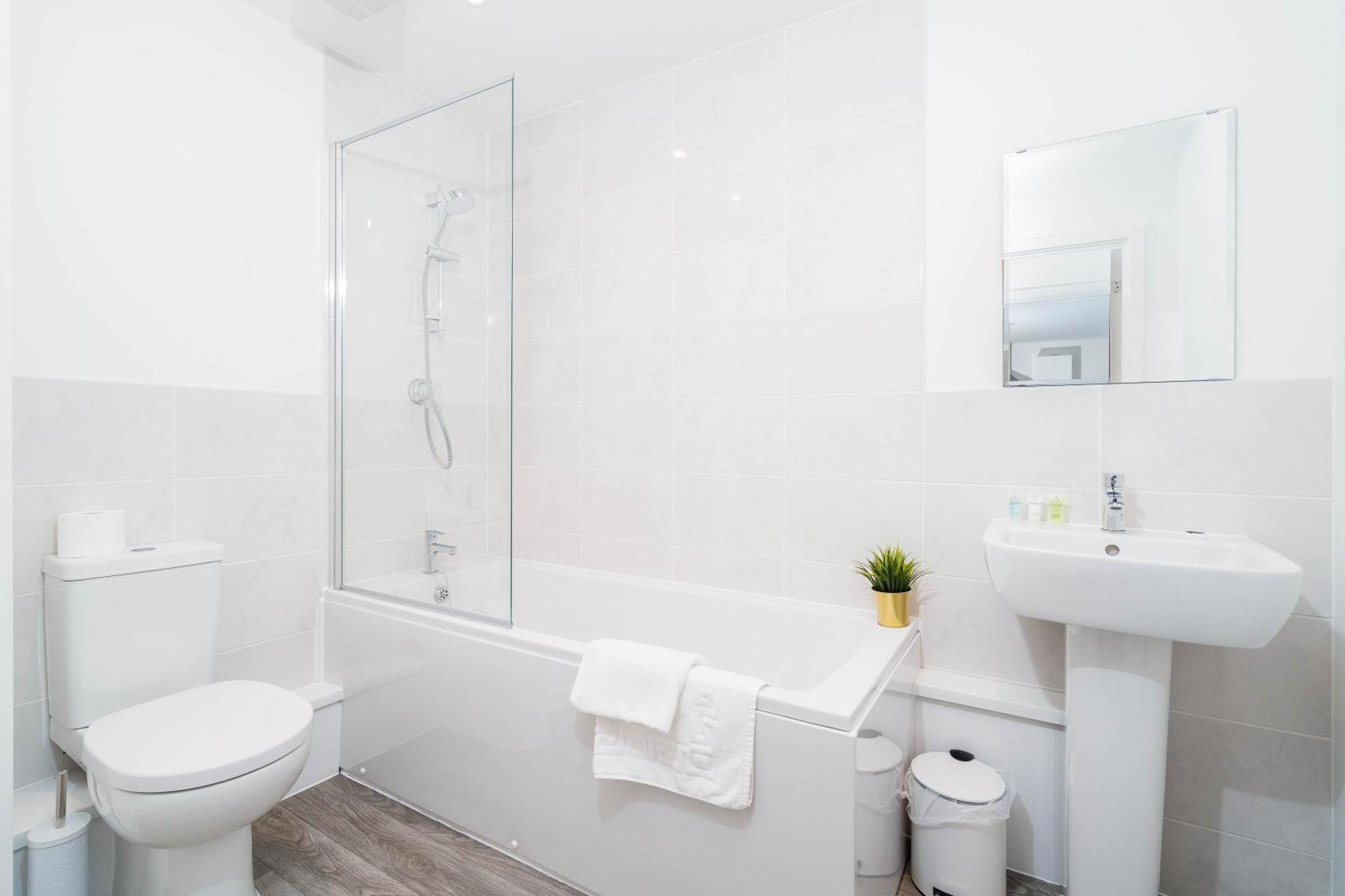 Luxury Apartment - Twin Beds - Selly Oak - Off-Street Parking - Free Netflix & Wifi - Top Rated 9Cc Birmingham Exterior foto